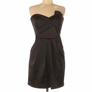 Sexy strapless Little black dress with stretch